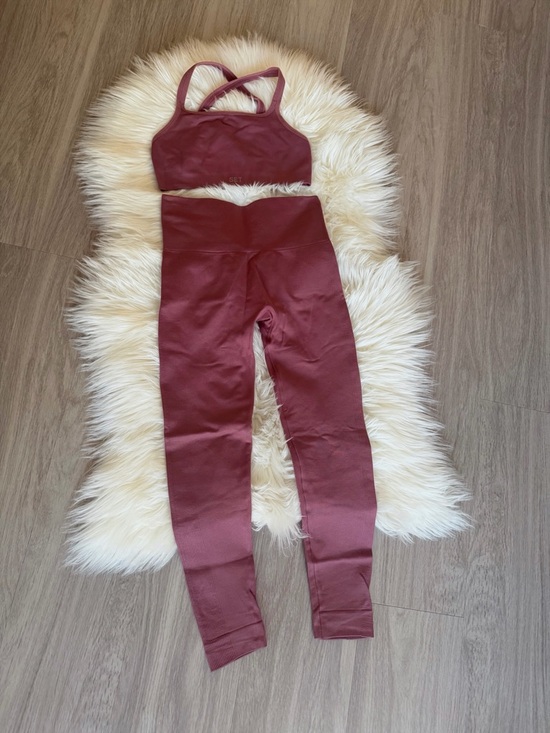 SET Active Pants - SetActive Seamless Burgundy Active Set - Sports Bra & High-Waist Leggings